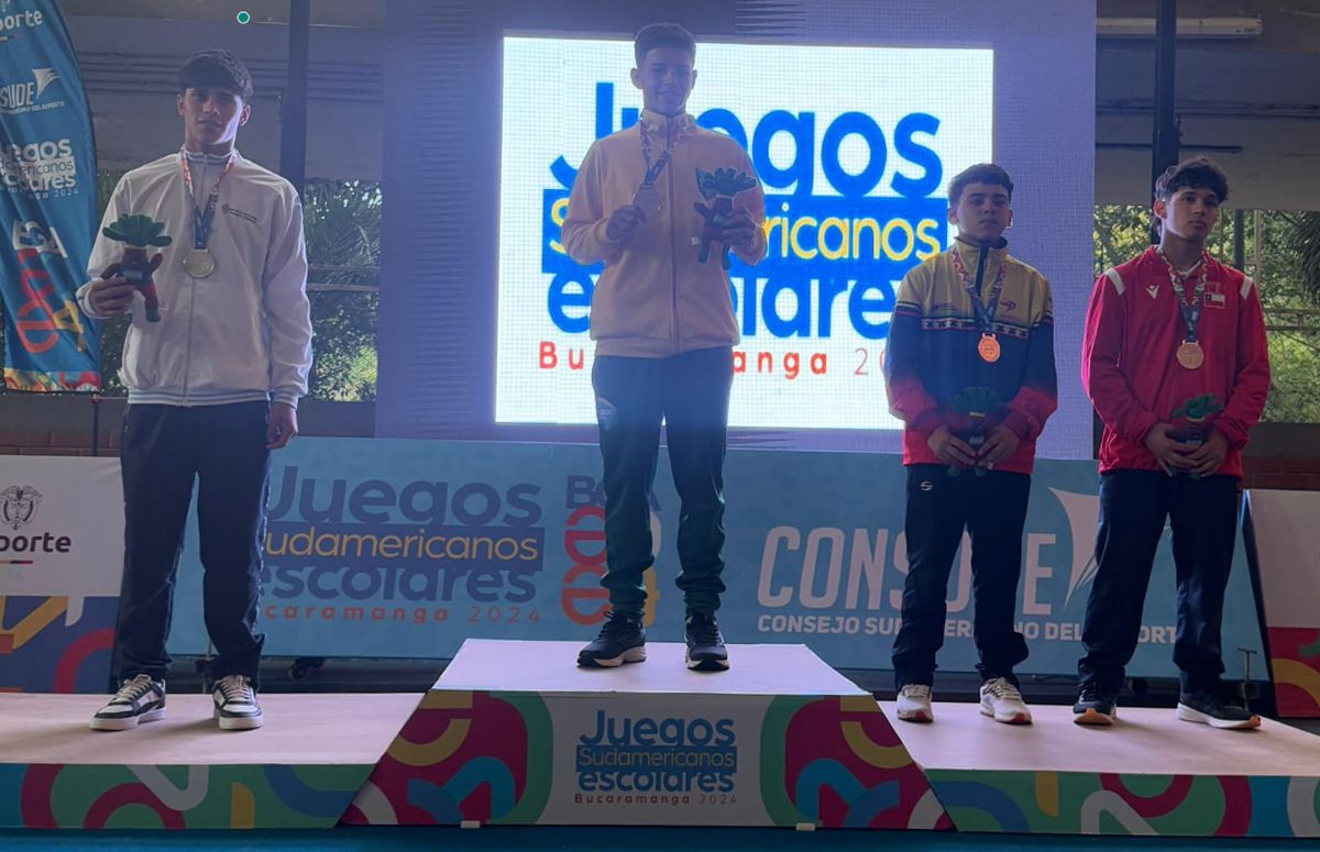 Yamil Visciglia en el podio de yudo de los Juegos Sudamericanos Escolares de Bucaramanga. Yamil Visciglia en el podio de yudo de los Juegos Sudamericanos Escolares de Bucaramanga.