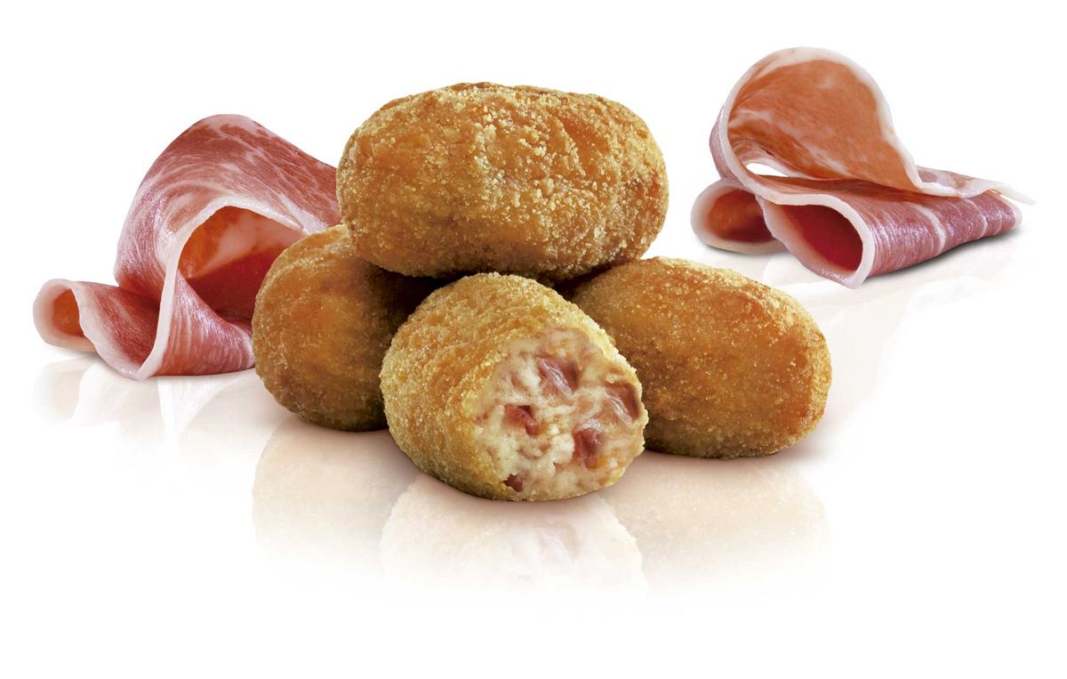 El jamón le da todo su sabor a estas croquetas. El jamón le da todo su sabor a estas croquetas.