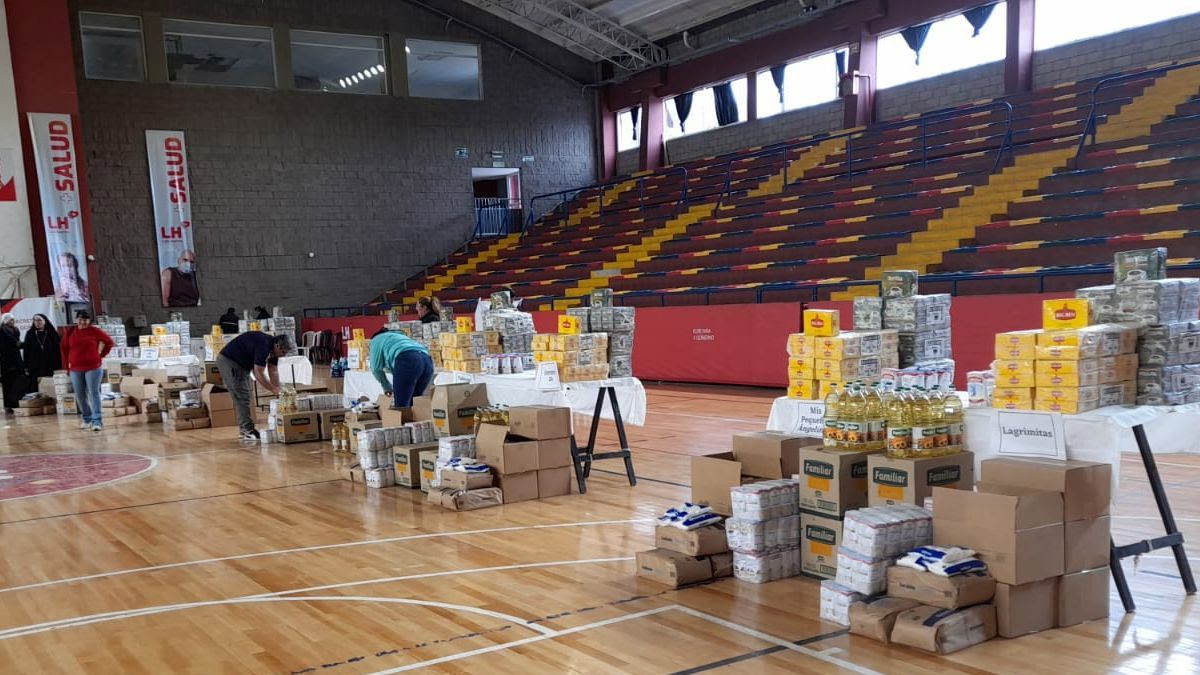 Más de 5 toneladas de alimentos fueron entregadas a comedores y merenderos de Las Heras.