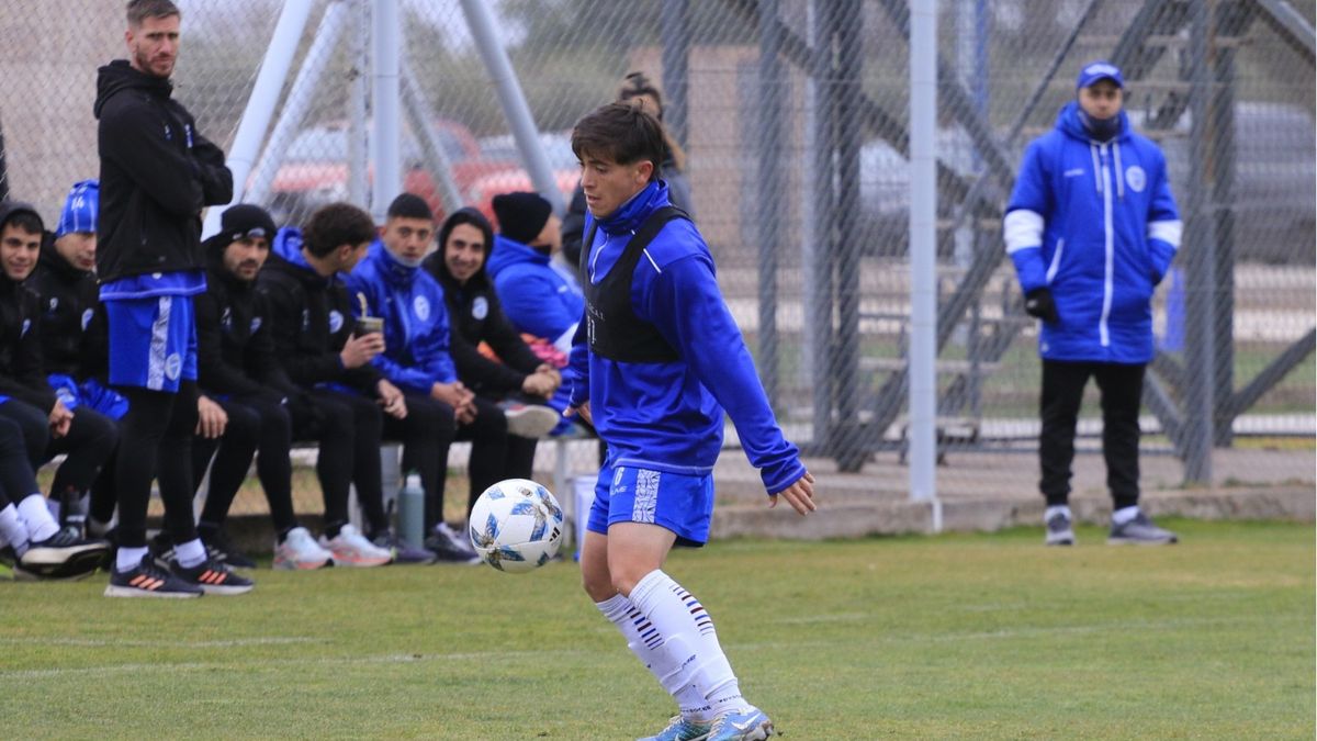 El colombiano Juan José Pérez es una de las incorporaciones de Godoy Cruz. El jugador de 20 años todavía no ha debutado en la Liga Profesional.