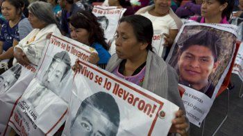Rechazaron la versión oficial sobre los 43 desaparecidos en México