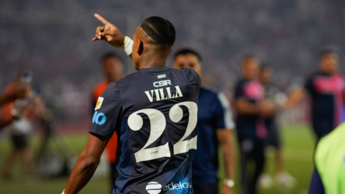 Sebastián Villa se mostró muy contento tras el gol que le convirtió a River en el Malvinas Argentinas. Foto: Axel Lloret/UNO. Sebastián Villa se mostró muy contento tras el gol que le convirtió a River en el Malvinas Argentinas. Foto: Axel Lloret/UNO.