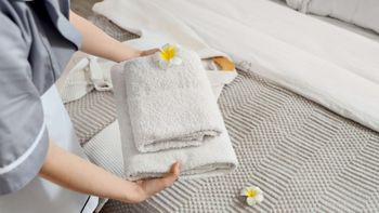 El secreto de los hoteles 5 estrellas para lavar las toallas, que queden suaves y que su perfume dure semanas
