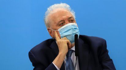 Ginés González García opinó sobre la suspensión de las PASO.