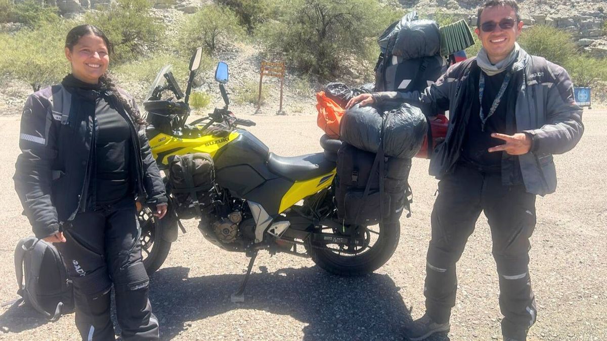 Son colombianos, recorren Sudamérica en moto y contaron qué los enamoró de Mendoza