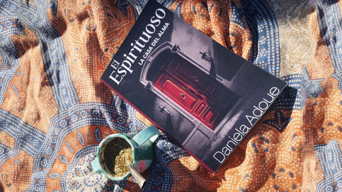 Este jueves: presentación del libro El Espirituoso de Daniela Adoue.