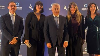 Alfredo Cornejo presentó proyectos productivos ante inversores durante la gira en Nueva York Alfredo Cornejo presentó proyectos productivos ante inversores durante la gira en Nueva York