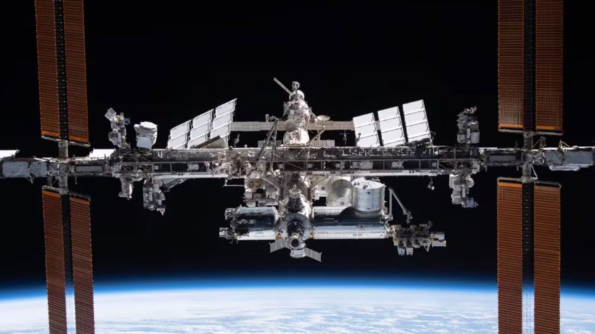 Alarma: el descubrimiento de una superbacteria en la EEI pone en peligro a los astronautas