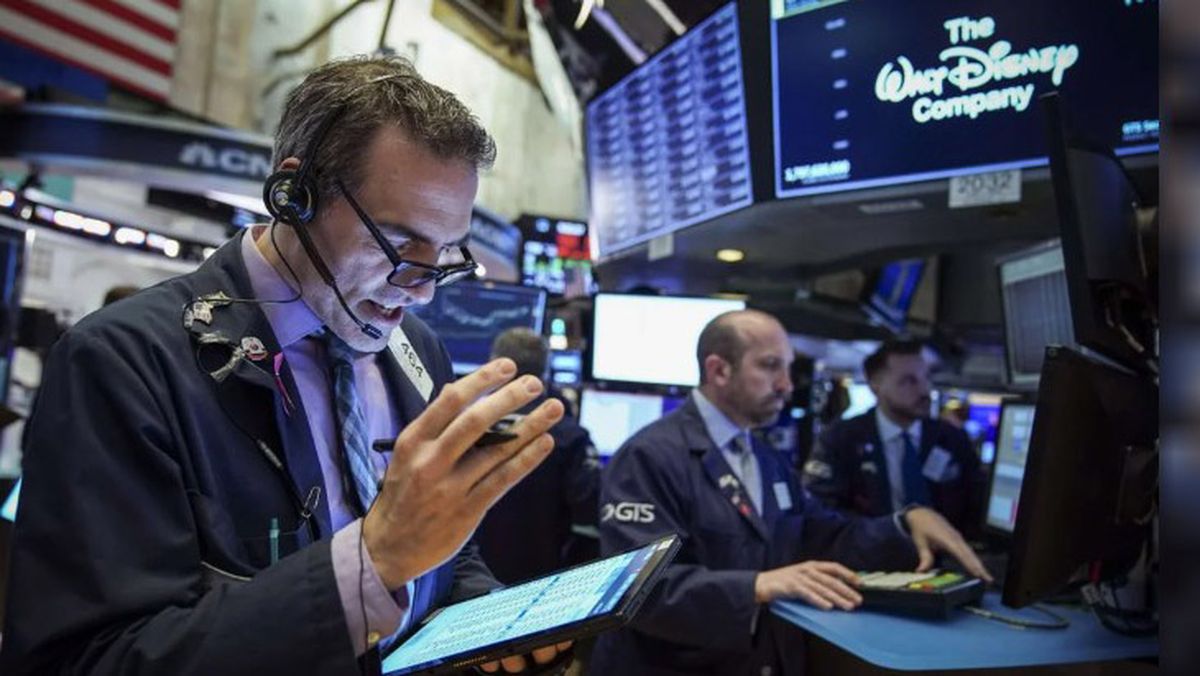 El riesgo pa&iacute;s es elaborado por el JP Morgan.