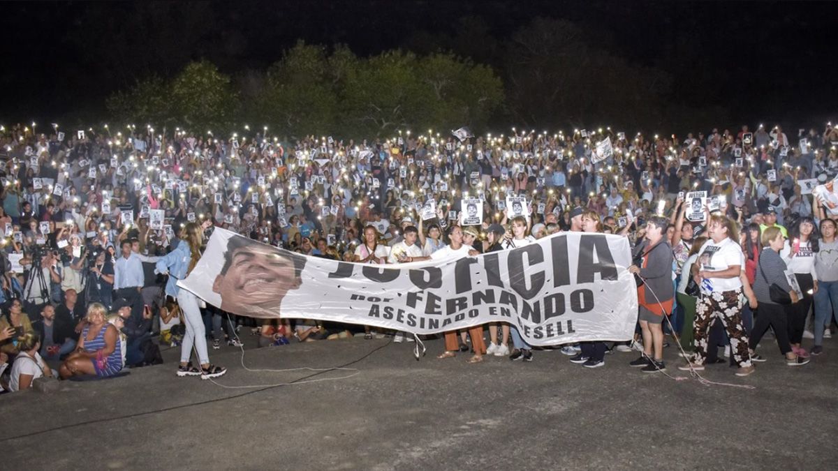 Amigos y familiares de Fernando Báez Sosa reclamaron que se cumpla la condena de los asesinos del estudiante Amigos y familiares de Fernando Báez Sosa reclamaron que se cumpla la condena de los asesinos del estudiante