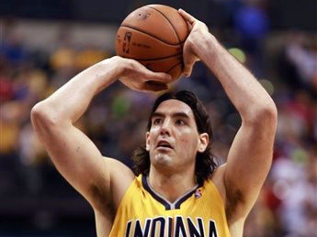 El argentino Luis Scola brilló en el triunfo de Indiana sobre los Bulls