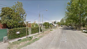 Dos violentos ladrones asaltaron a un matrimonio y se llevaron $127.000