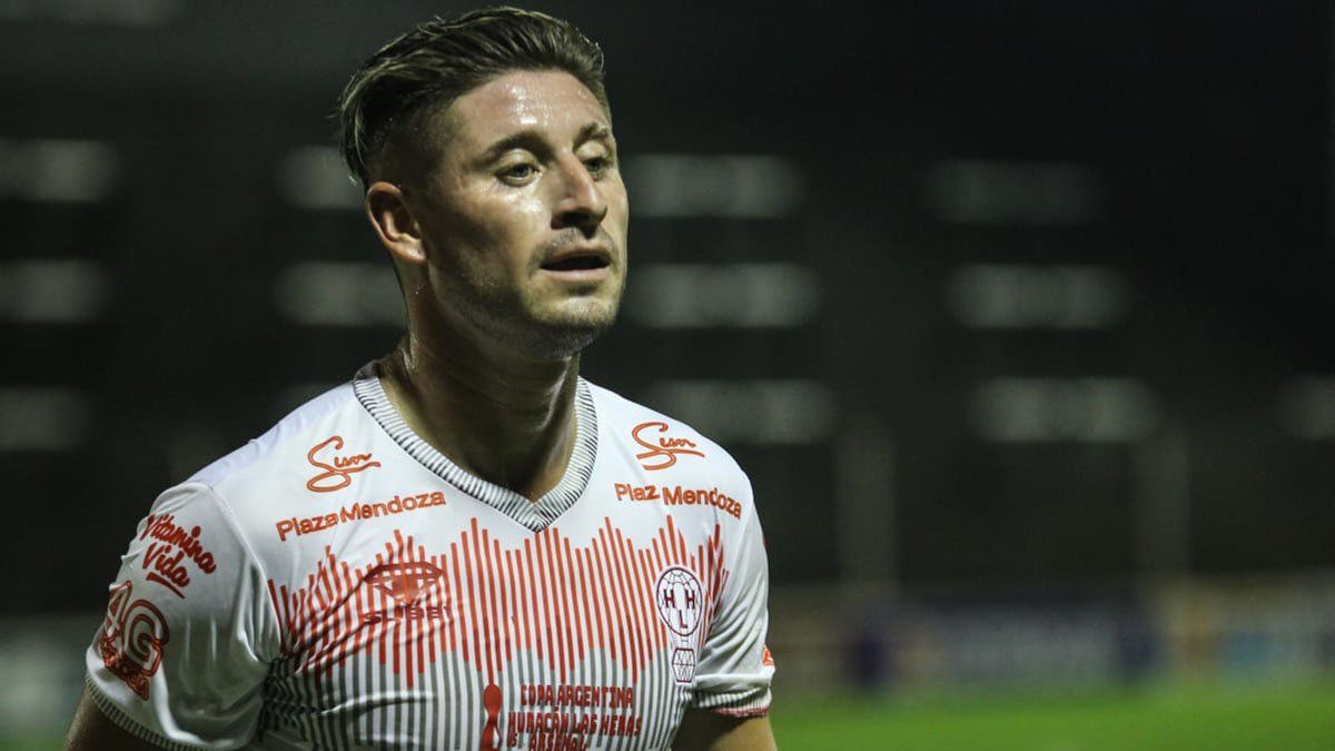 Fernando Núñez estará en el ataque de Huracán Las Heras.