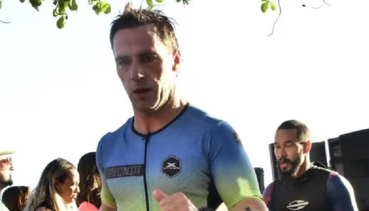 Matías Tabar con su atuendo de triatleta. Matías Tabar con su atuendo de triatleta.