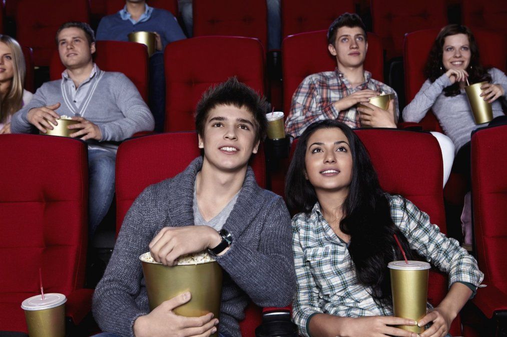 La temperatura baja y el precio de las entradas al cine también
