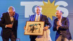 Fernández acusó al Presidente de estar de caravana y no gobernar