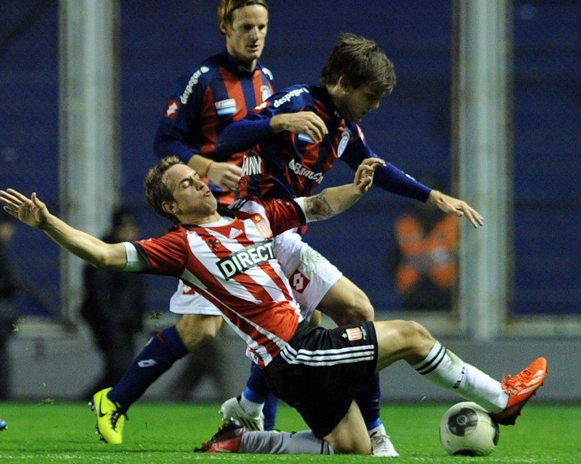 San Lorenzo derrotó a Estudiantes por el Triangular de Invierno