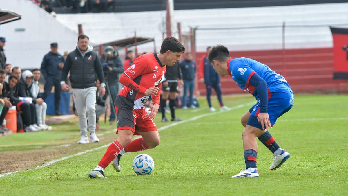 Deportivo Maipú empató ante Güemes en el Omar Higinio Sperdutti. Foto: Martín Pravata/UNO.