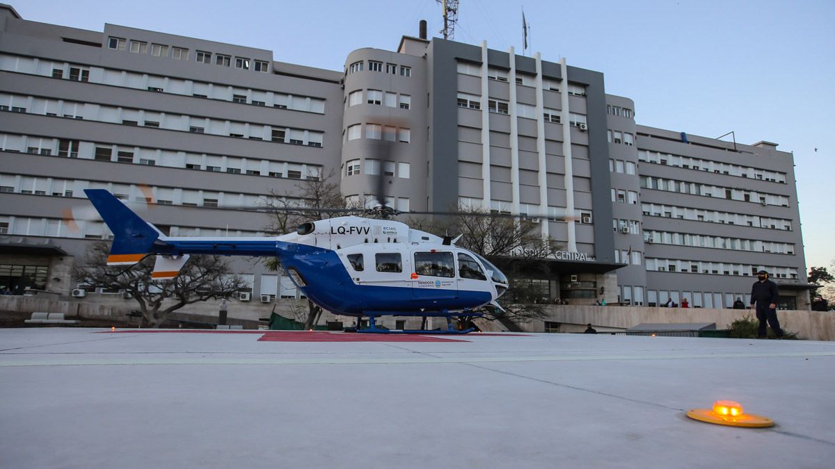 El Hospital Central. Refuncionalizarán la zona de terapia para los casos de coronavirus en Mendoza.