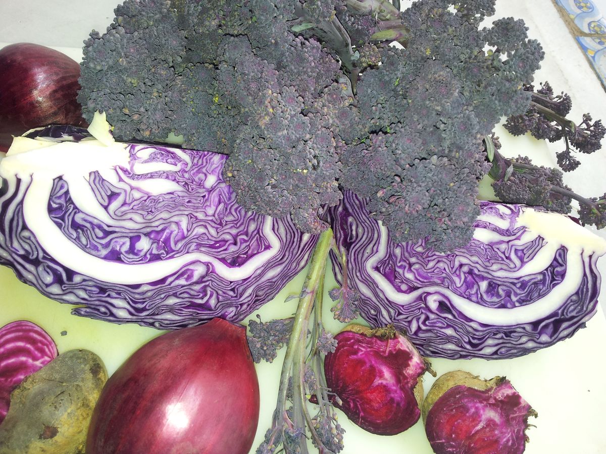 Muy buenas. La familia de las verduras color morado aportan grandes beneficios y vitaminas al sistema inmunológico. Muy buenas. La familia de las verduras color morado aportan grandes beneficios y vitaminas al sistema inmunológico. 