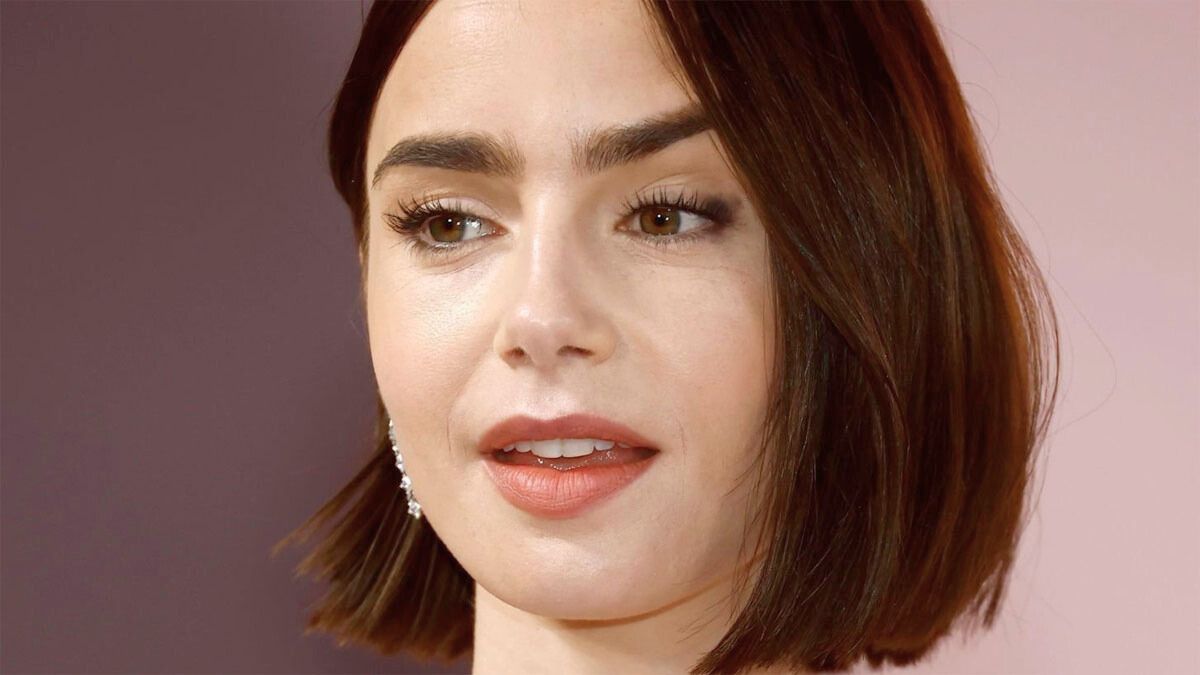 La actriz Lily Collins arrasa con su actuación en la película de Netflix.