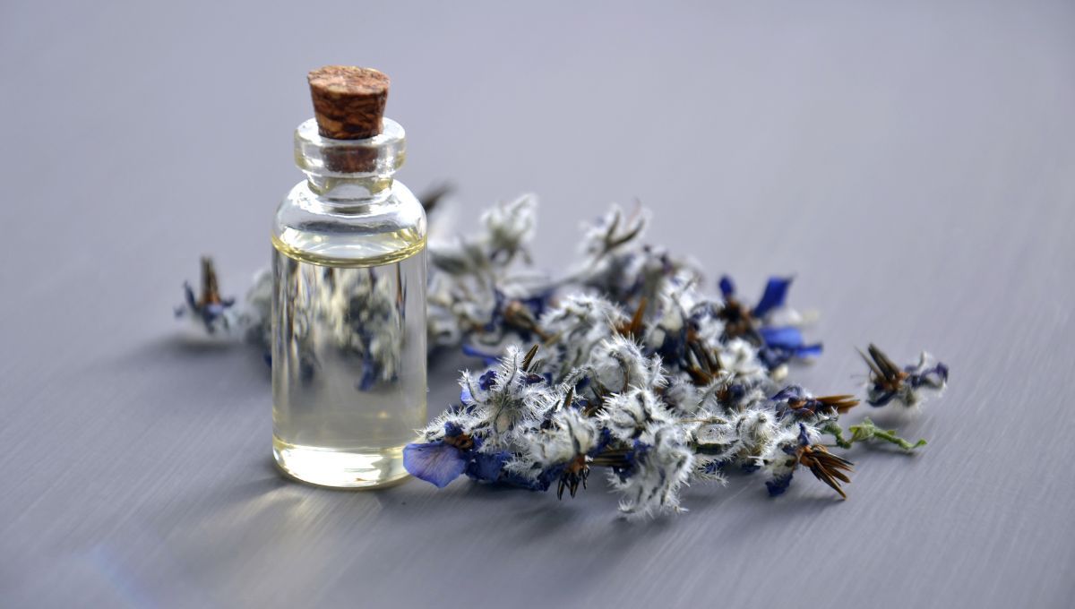 Aceite de lavanda. Aceite de lavanda. 