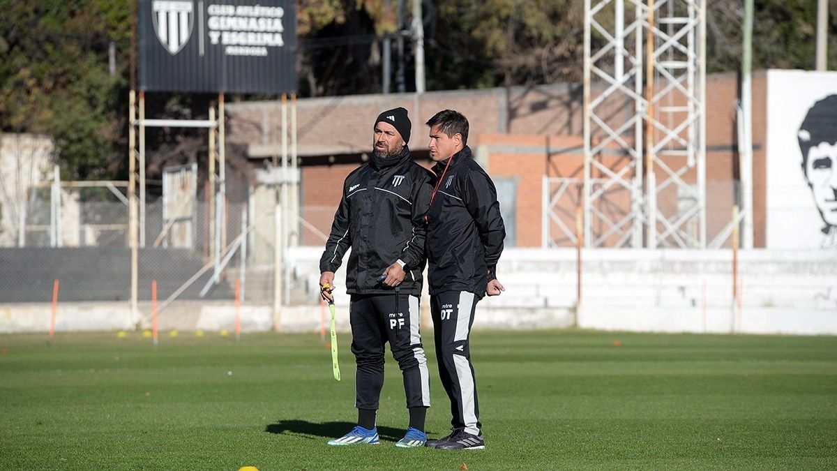 Ezequiel Medrán, ajusta detalles para el compromiso ante Independiente de Avellaneda.