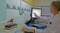 Los laboratorios de análisis clínicos de Mendoza comenzarán a implementar el pago de un coseguro desde el lunes. El valor es de $4.800
