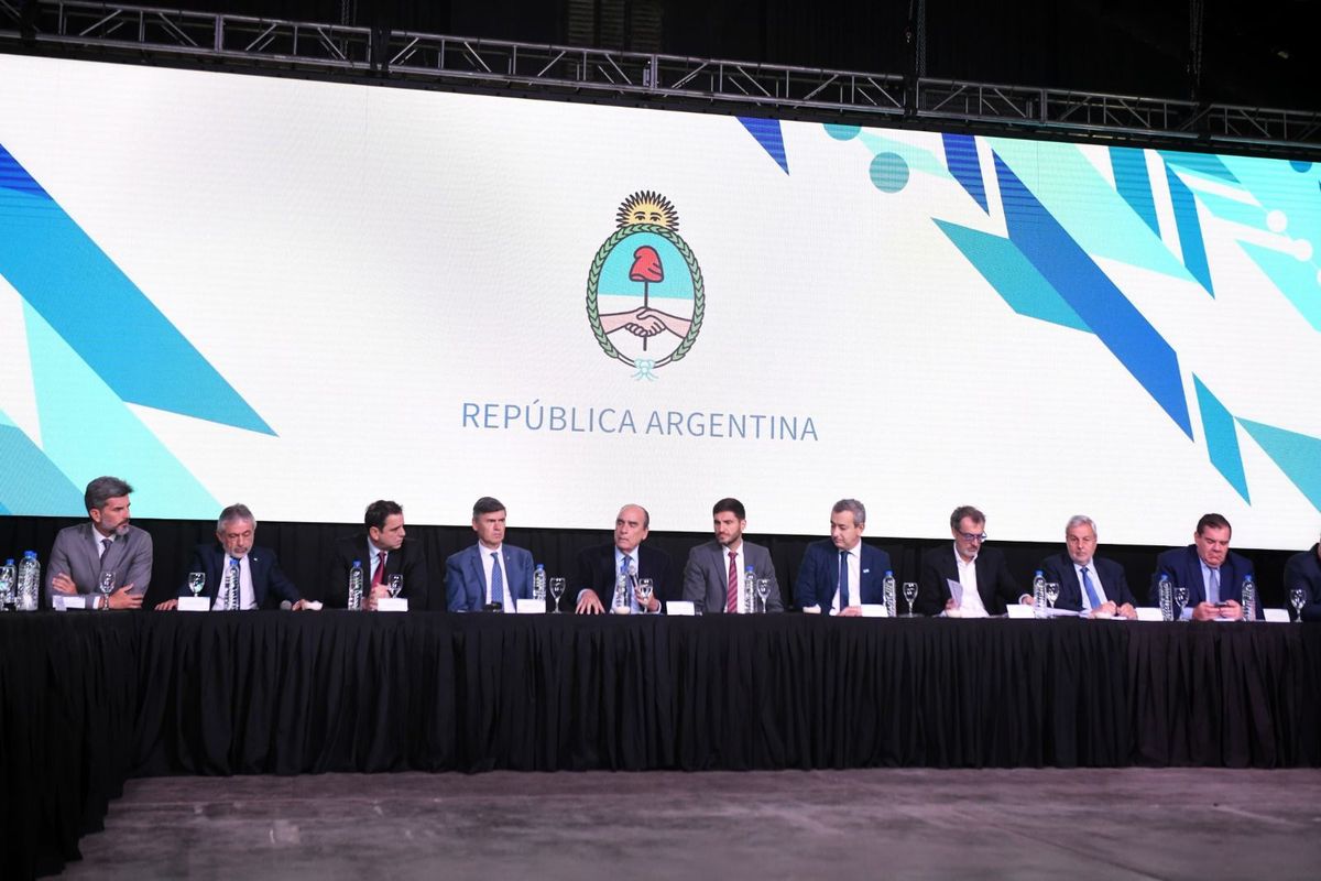 El intendente de Ciudad le transmitió sus inquietudes al ministro del Interior, Guillermo Francos. El intendente de Ciudad le transmitió sus inquietudes al ministro del Interior, Guillermo Francos.