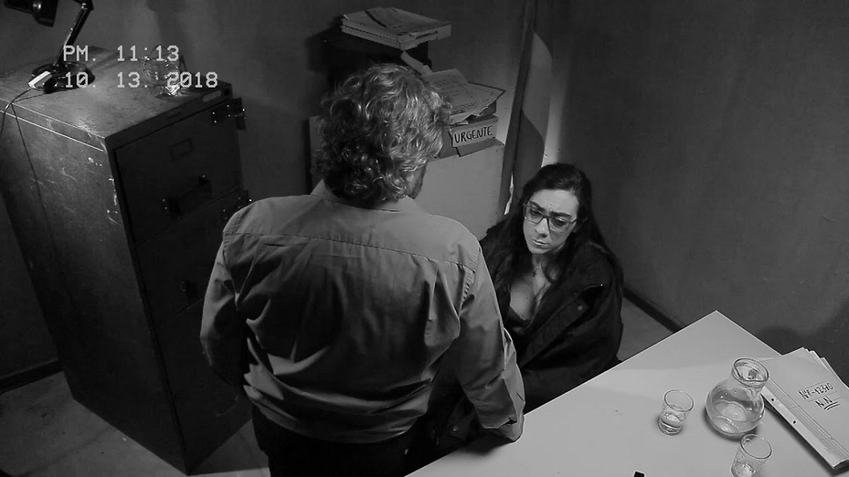 Una de las escenas de la serie policial mendocina.