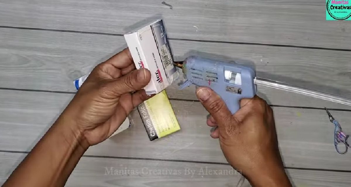 DIY: cómo hacer un tren navideño con pocos materiales. DIY: cómo hacer un tren navideño con pocos materiales.