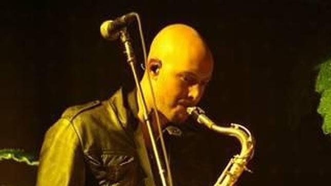 Encontraron muerto a en su casa Tommy Marth, saxofonista de The Killers