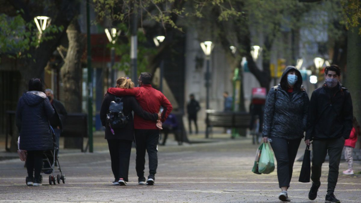 Una jornada de mucho frío habrá este domingo, y se inicia una semana de bajas temperaturas en Mendoza