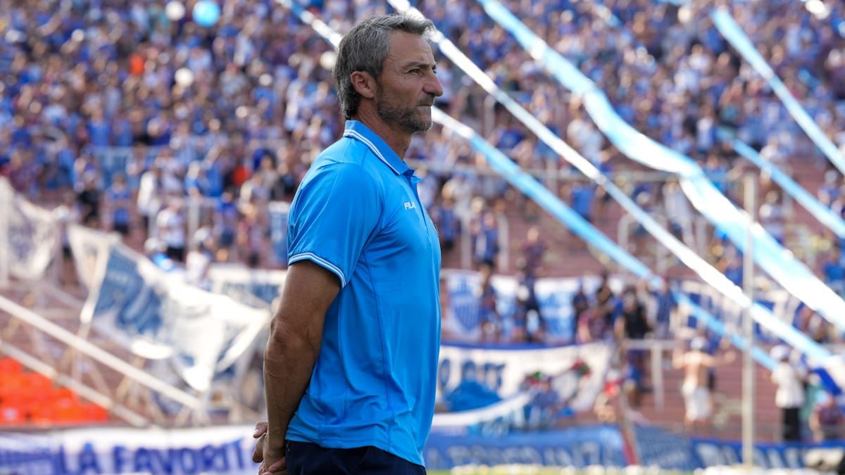 Mariano Toedtli est&aacute; m&aacute;s tranquilo en el banco de Godoy Cruz.