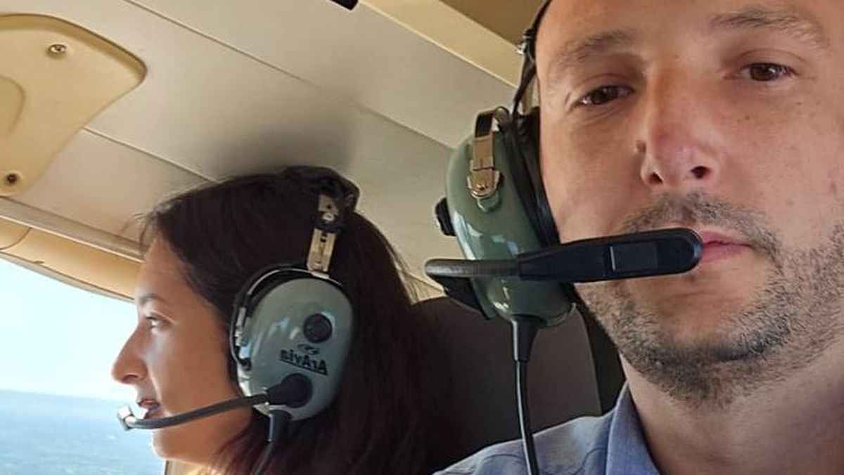 Antes de la propuesta, cuando Nadya nada se imaginaba. Antes de la propuesta, cuando Nadya nada se imaginaba.