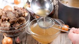 El caldo de las abuelas que es antiinflamataorio, tiene colágeno y ayuda a los huesos
