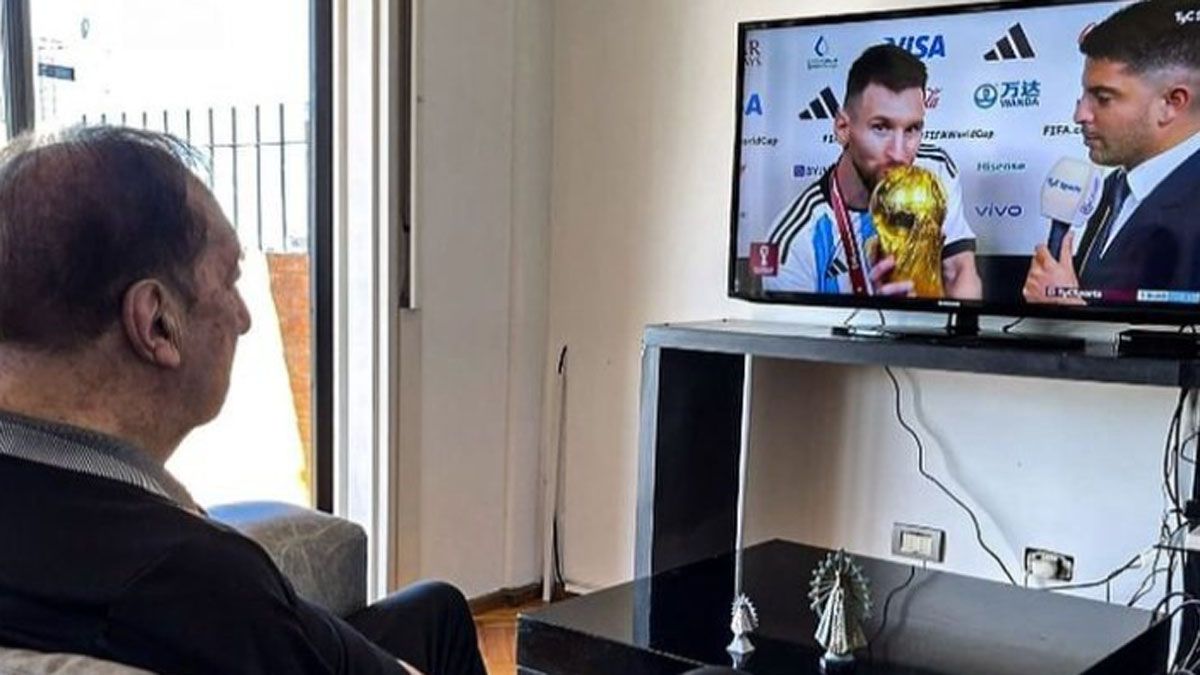 Bilardo sonríe cuando ve jugar a Messi