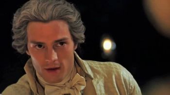 Netflix: una película con Jamie Dornan, al estilo Bridgerton y muy subida de tono