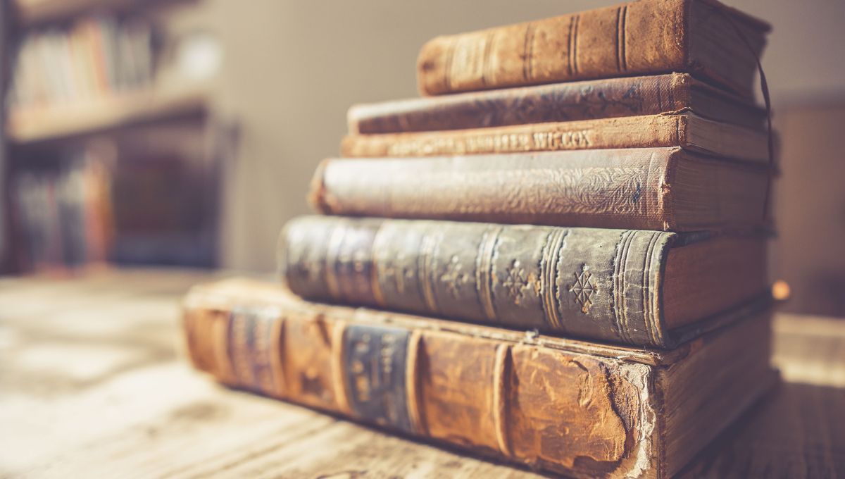 Libros antiguos. Libros antiguos.