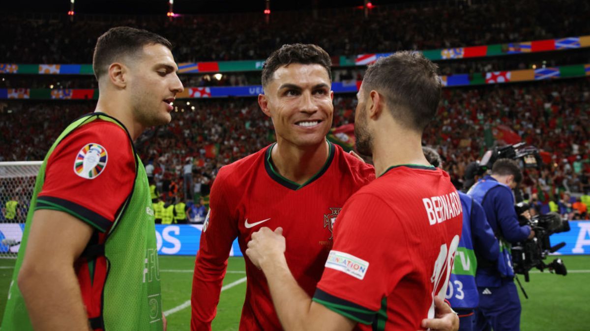 Portugal pasó con lo justo y enfrentará a Francia en cuartos de final. 