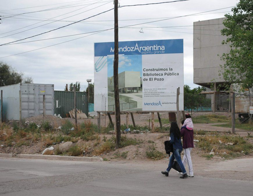Los radicales terminarán la biblioteca de El Pozo, de la que tanto habló Paco Pérez y que nunca se terminó