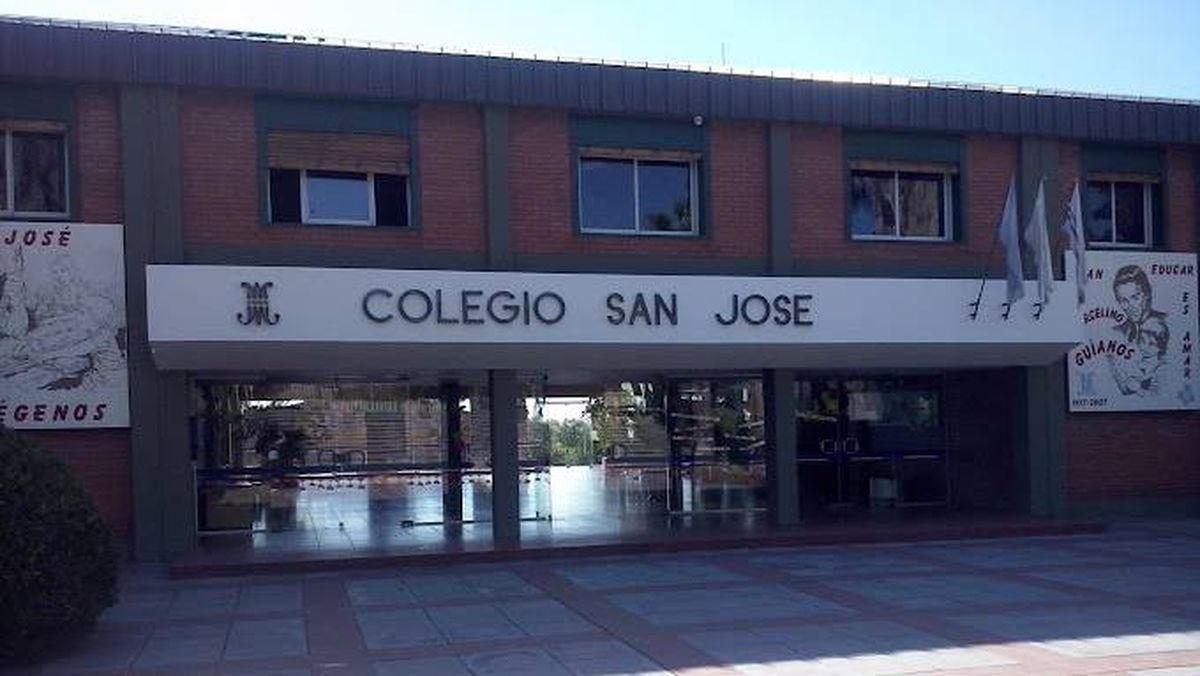 La despedida de Gustavo Gómez y sus hijos Trinidad y Ramiro Gómez será en el colegio San José de los Hermanos Maristas. Gentileza.