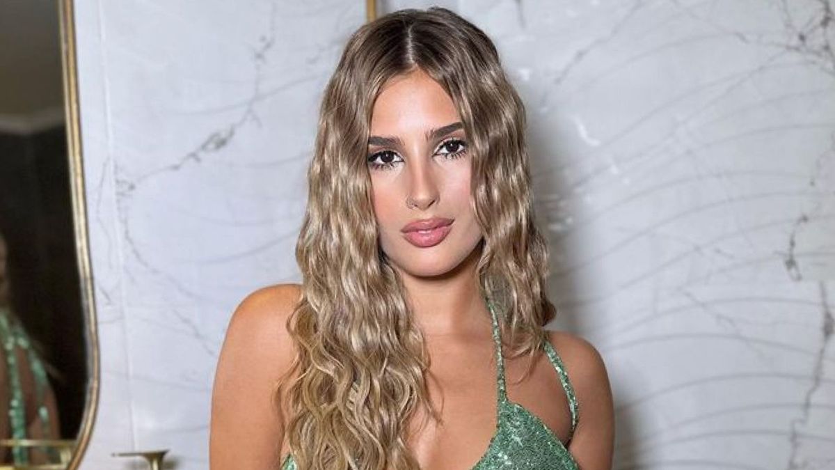 En mini más chiquita que un cinturón, Julieta Poggio fulminó la cordura