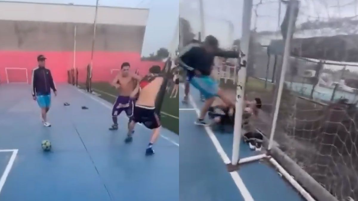 Video extremo: un adolescente le revoleó la cabeza de una patada a otro durante una violenta pelea
