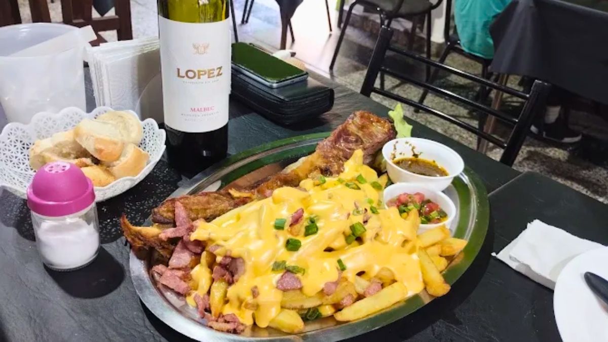 El bodegón tiene una gran oferta gastronómica. El bodegón tiene una gran oferta gastronómica.