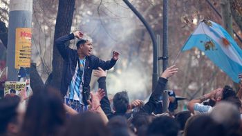 Delirio en Mendoza por la victoria de Argentina contra Inglaterra en el Mundial 2026