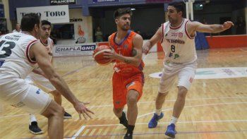 Rivadavia se llevó un sufrido triunfo, en la última jugada del partido
