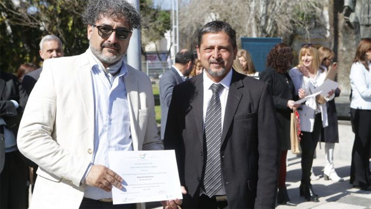 Ángel Basilotta, uno de los docentes reconocidos durante el acto del Día del Maestro.