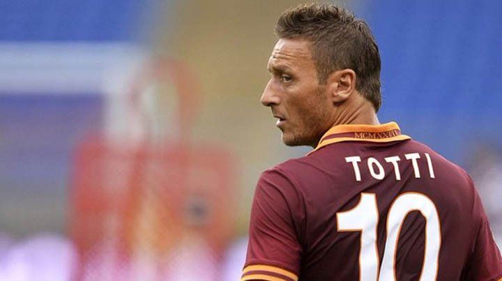 El emotivo adiós de Totti