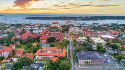 St. Augustine es el pueblo más antiguo de Estados Unidos.